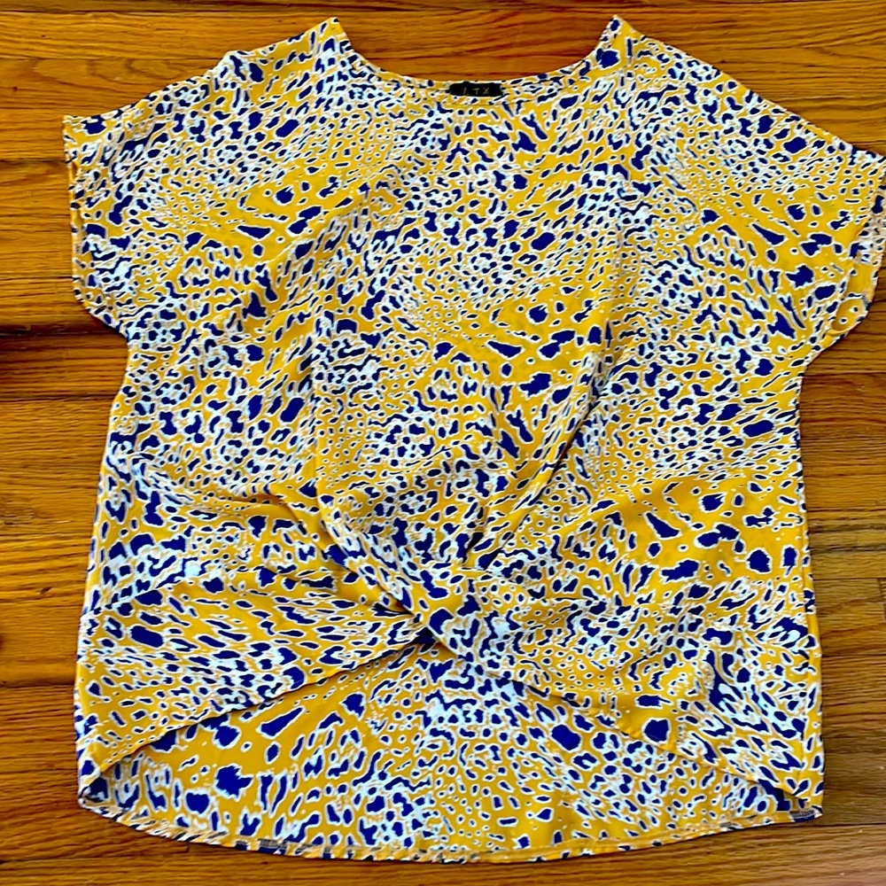 Cute blue and yellow/gold leopard top